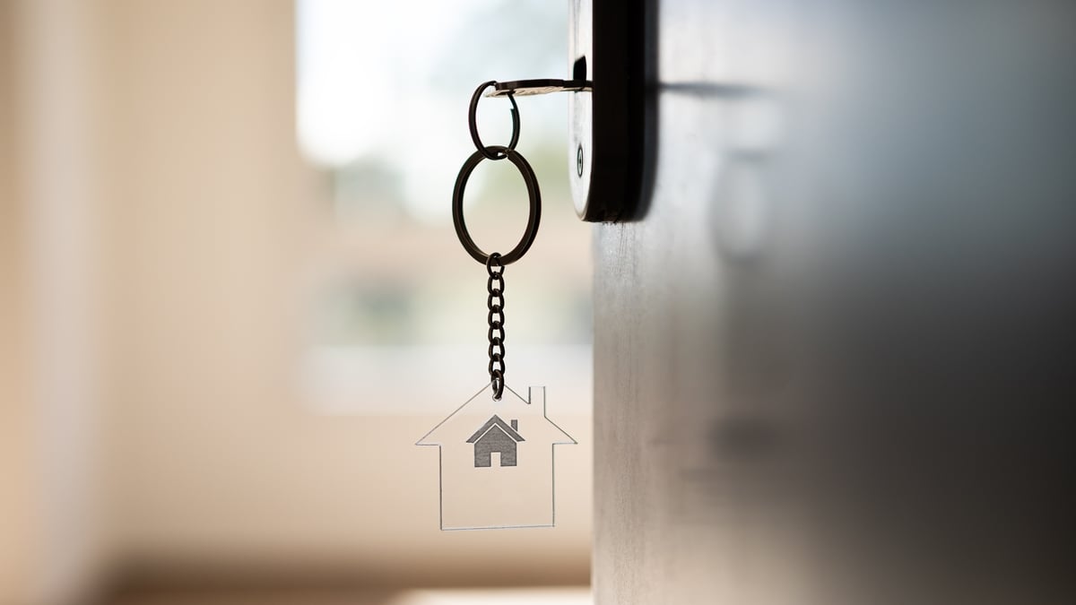 Welcoming a stranger in need to your home