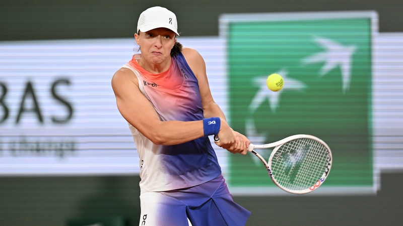 A clinical Iga Swiatek converted all six break points she created on her opponent's serve