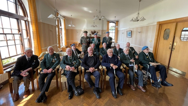 Bhí triúr iarshaighdiúir déag a bhí ar dualgas sa Chongó i láthair ag ócáid chuimhneacháin i mBeairic Dhún Uí Mhaoilíosa i gCathair na Gaillimhe inniu