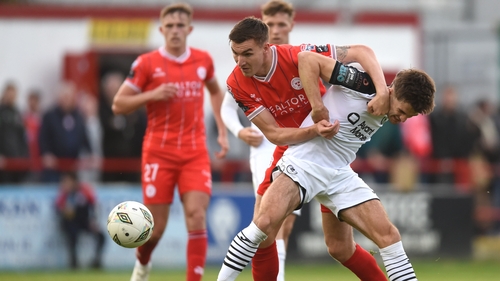 Shelbourne must end a run of one win in eight in the Premier Division or risk losing top spot again