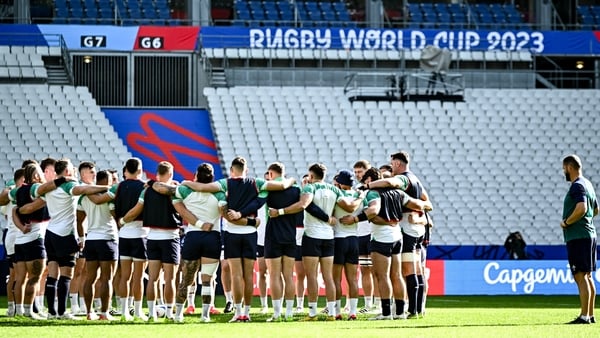 Andy Farrell (r) has led Ireland to back to back Six Nations titles