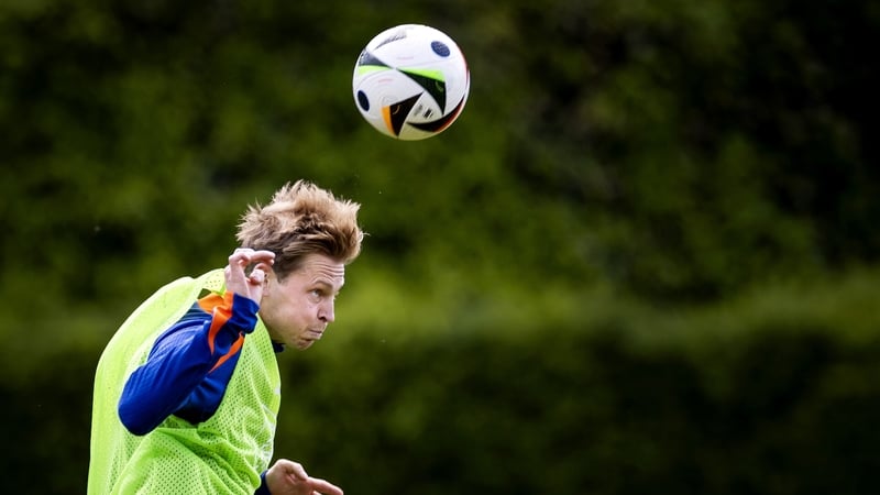 Frenkie de Jong in training for the Netherlands on Sunday