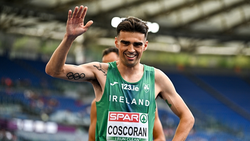 Andrew Coscoran salutes the crowd after making the final