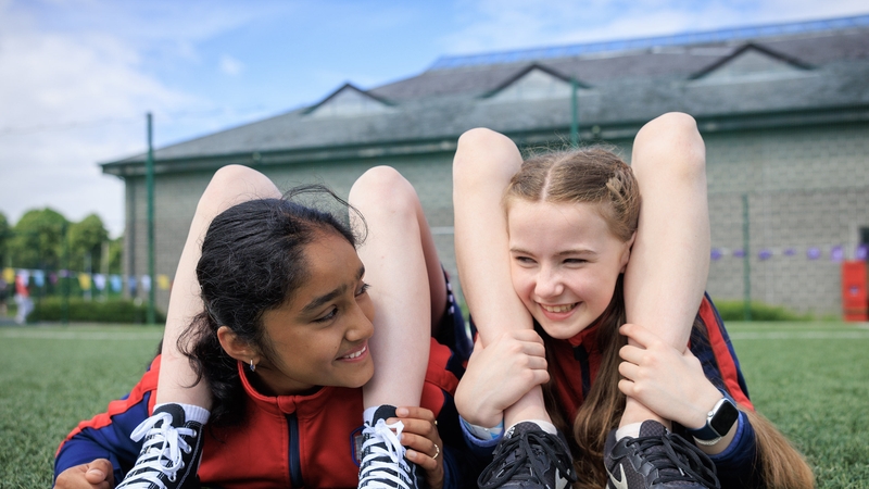 Níl lúb ar lár ag daltaí an Ghaelbhratach. [Pic: Marc O'Sullivan]