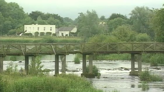 Doonass footbridge (1999)