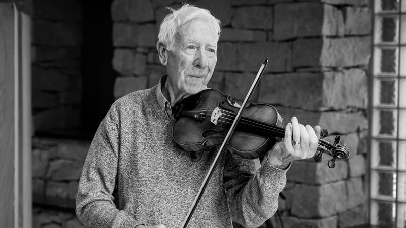 Charlie Lennon (Photo: Stiúideo Cuan)