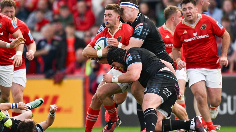 Zander Fagerson (bottom) tackles Jack Crowley