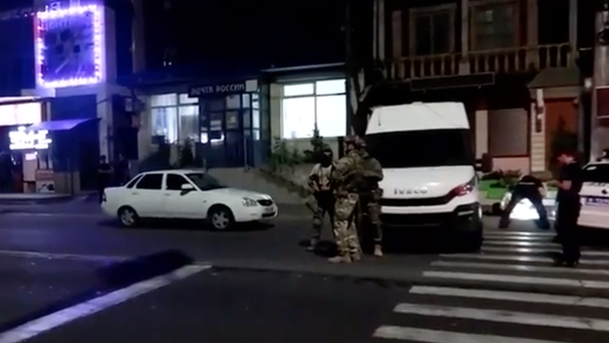 Orthodox priest and at least 15 police killed in Dagestan attack