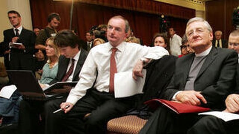 Tommie Gorman pictured alongside Harold Good, former president of the Methodist Church in Ireland, in Belfast in 2005 (Pic: RollingNews.ie)