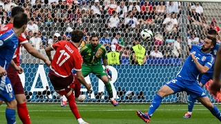 Swiss ease past Italy to make quarters | Switzerland 2-0 Italy | Euro 2024 Highlights