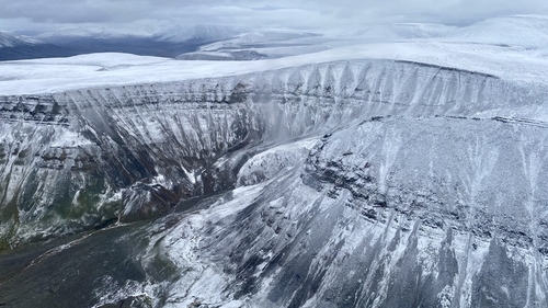 The remote property on Svalbard has no commercial value