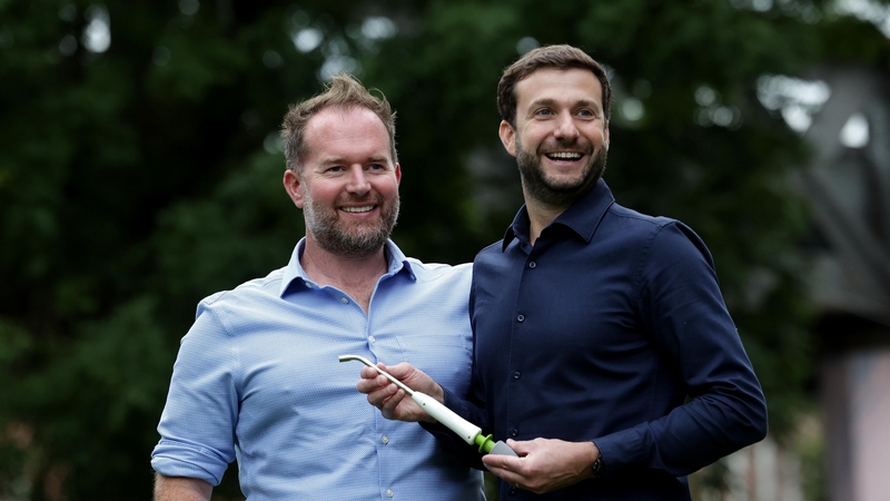 Eoin Bambury, co-founder and CTO and Moshe Zilversmit, co-founder & CEO of Signum Surgical