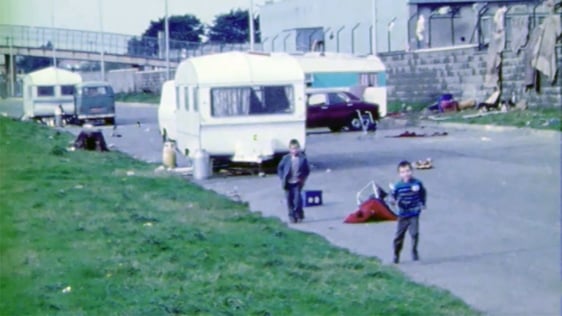 Travellers at Tallaght Bypass in 1984