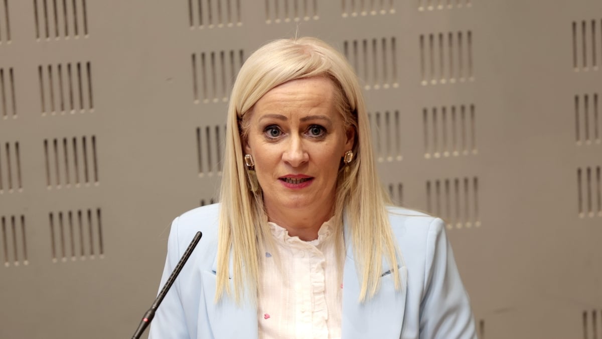 AI Minister to meet with X representatives