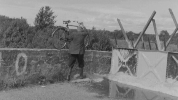 Border roadblock (1974)