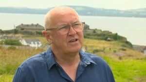 Niall Ó Muilleoir : Tráchtaire ar pholaitíocht na Stáit Aontaithe. show image