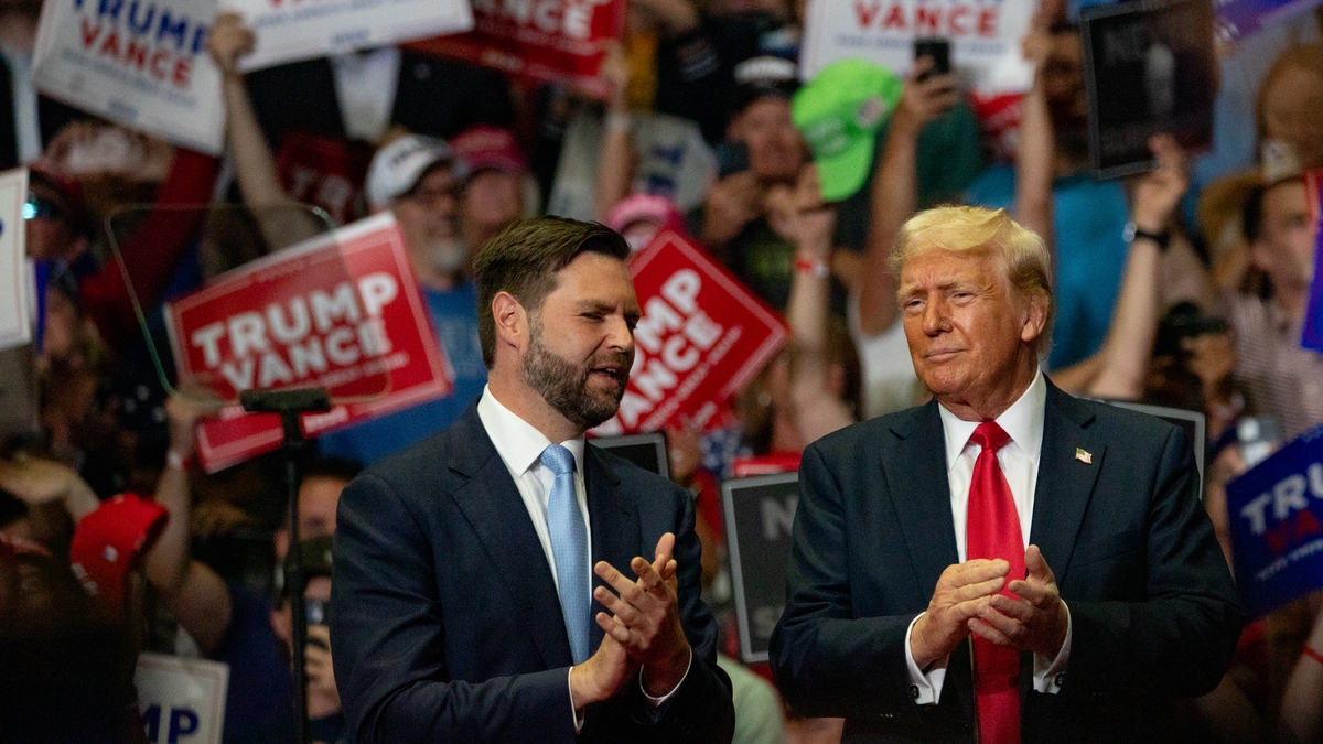 Tús Áite: JD Vance