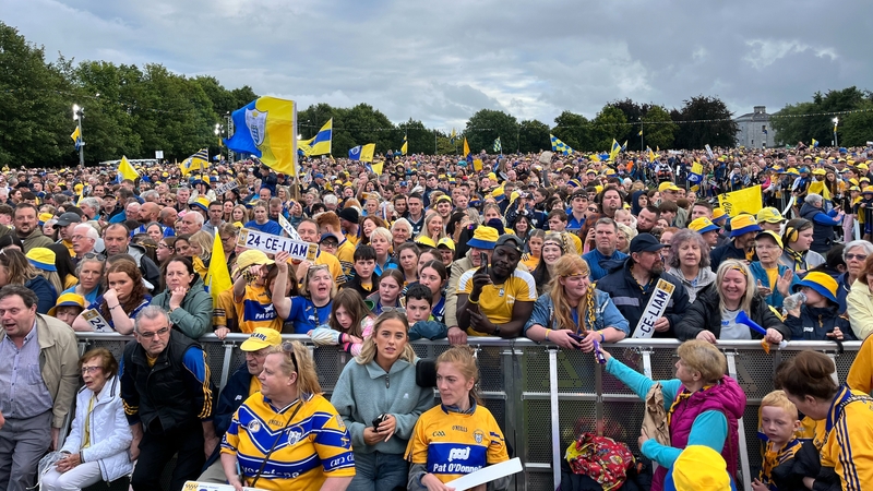 The Clare team arrived in Ennis with the Liam McCarthy cup this evening after claiming the title for the first time in 11 years