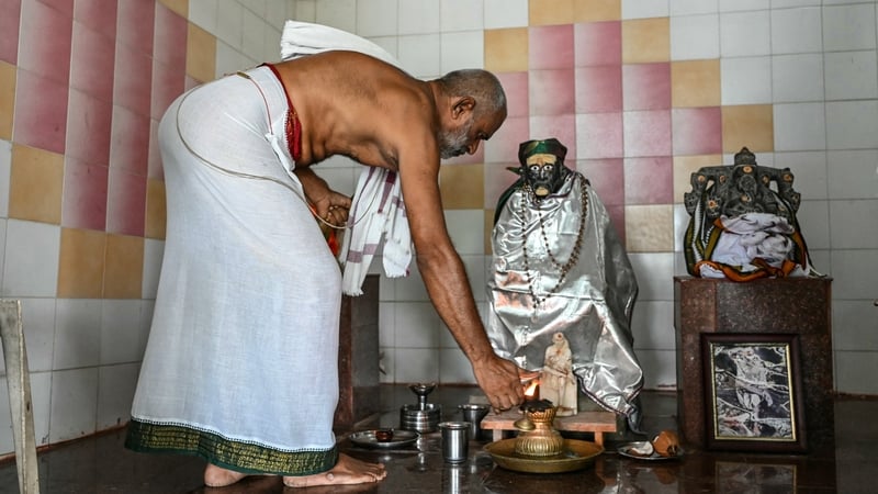 Hindu priest Subhramanya Sharma prays for the victory of Usha Vance's husband JD Vance