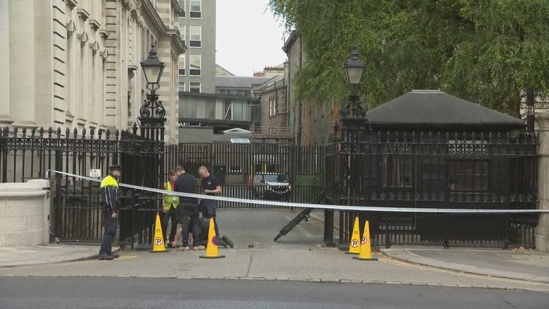 An t-ionsaí ar Thithe an Rialtais