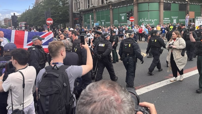 Léirsiú i mBéal Feirste