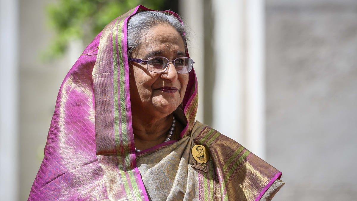 Initial talks take place which could lead to formation of interim govt. in Bangladesh