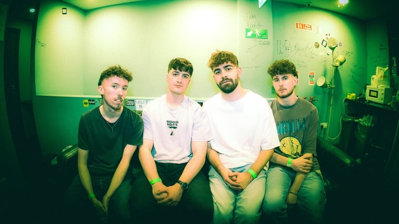 Public Warning. Photo credit: Kate Lawlor (@daisychainsphotos)