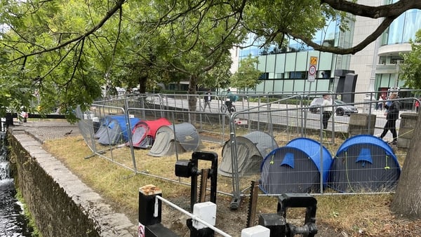 The tents are located between Mount Street Bridge and Huband Bridge