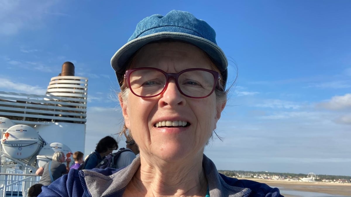 Tús Áite: An Bealach Gorm le Anna Heussaff