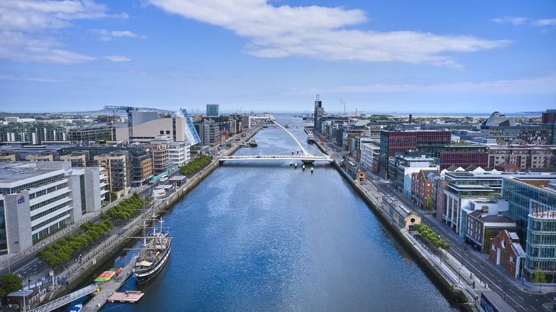 Private cars and delivery vehicles are banned on parts of Dublin city's quays from 7am to 7pm