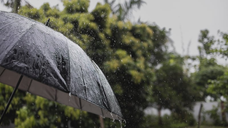 Met Éireann have warned that heavy rain may cause localised flooding in the impacted counties