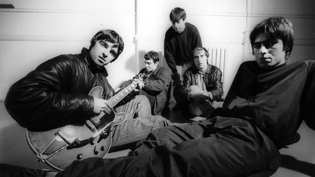L-R Noel Gallagher, Paul Arthurs (aka Bonehead), Paul McGuigan, Tony McCarroll, Liam Gallagher pictured at at Nomad Studios in Manchester, 1993. Photo by James Fry/Getty Images.