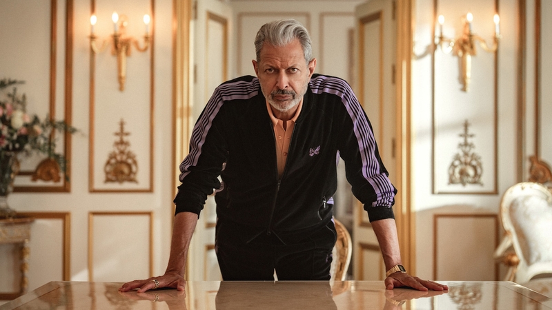 Jeff Goldblum plays Zeus in Kaos (Pic: Justin Downing/Netflix)