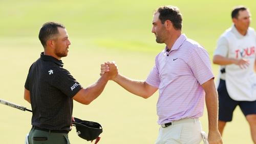 Scottie Scheffler leads Xander Schaffele by seven strokes after Round 1 at the Tour Championship