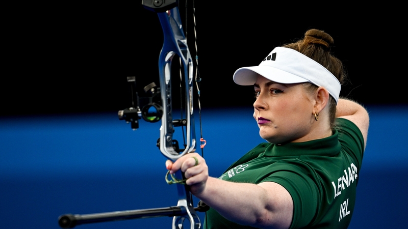 Leonard had managed a season's best total in the preceding ranking round on Thursday