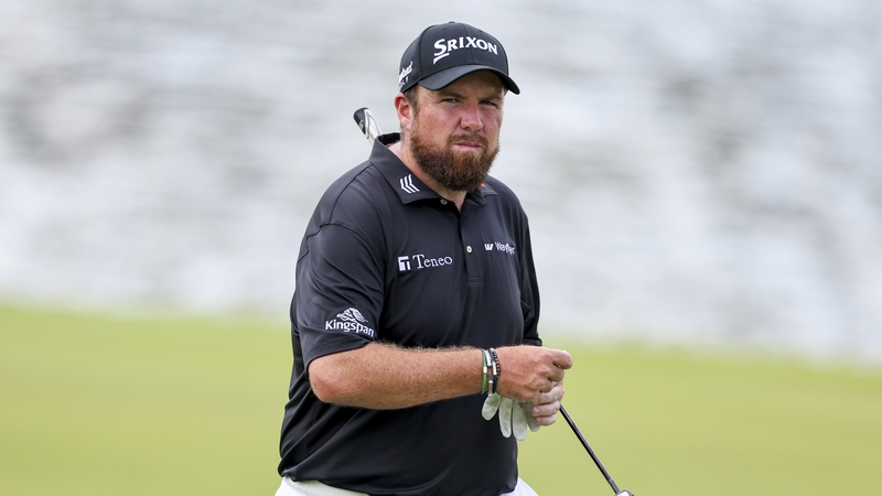 'I bpáirt le chéile a rinne Shane Lowry agus Kingspan an cinneadh deireadh a chur leis an socrú urraíochta'