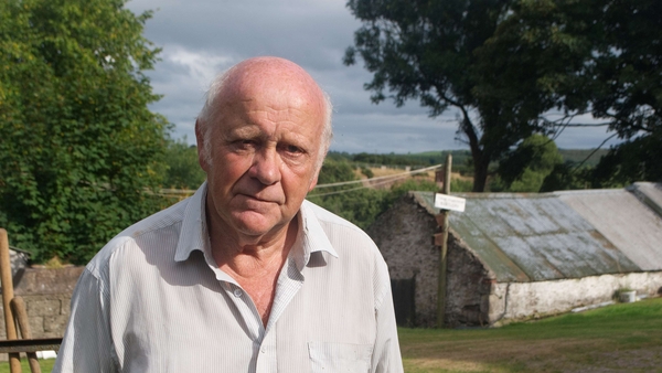 John Arnold i gContae Chorcaigh.