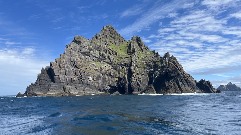 Turais go Sceilg Mhichíl arís ón Satharn beag seo