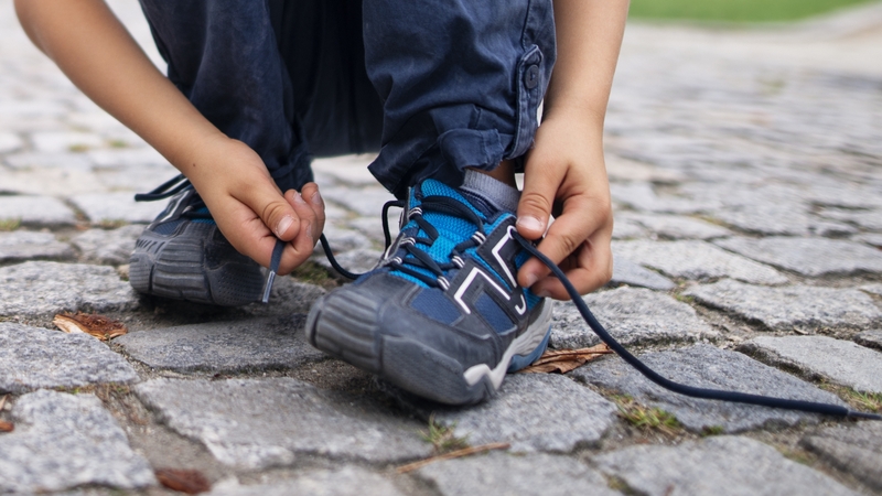 Bróga, éadaí, béilte te agus téamh tithe ar na hábhair a clúdaíodh sa taighde