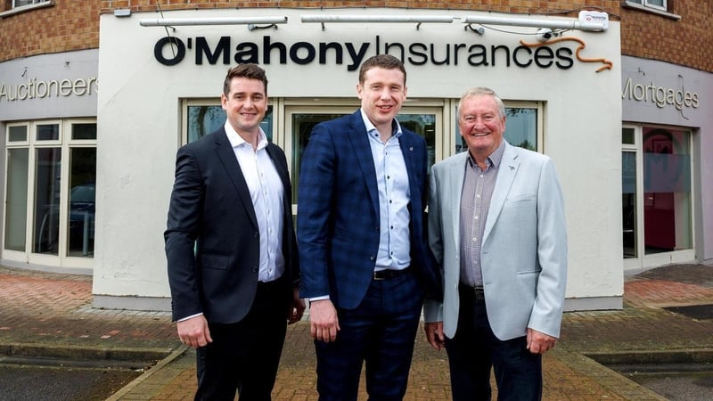 Ronan O'Mahony, Daniel Hennessey - Regional Director (Mid West Region) for Arachas Insurance - and Gerry O'Mahony