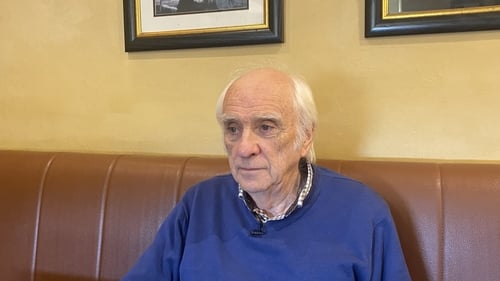 Bhí Peadar Ó Máille 9 mbliana d'aois nuair a rinne bráthair ó Ord na bProinsiasach ionsaithe gnéis air i Scoil na mBuachaillí sa Chlochán i gCo. na Gaillimhe.