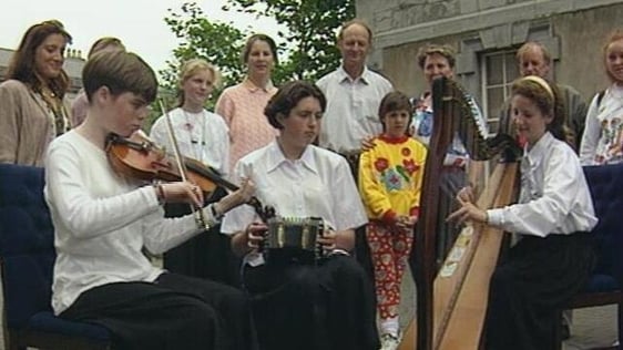 Deirdre Mulhearn, Clare Duane and Hazel Touhy (1994)