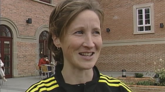 Catherina McKiernan after her win at the Annalee AC 10K road race in County Cavan in 2004.