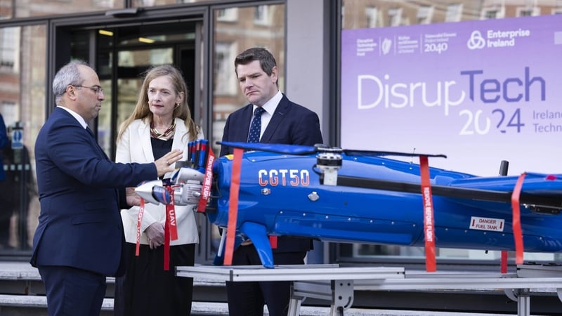Gökhan Çelik, CEO of A-techSYN, Marina Donohoe, Head of Research and Innovation at Enterprise Ireland and Minister for Enterprise, Trade and Employment Peter Burke