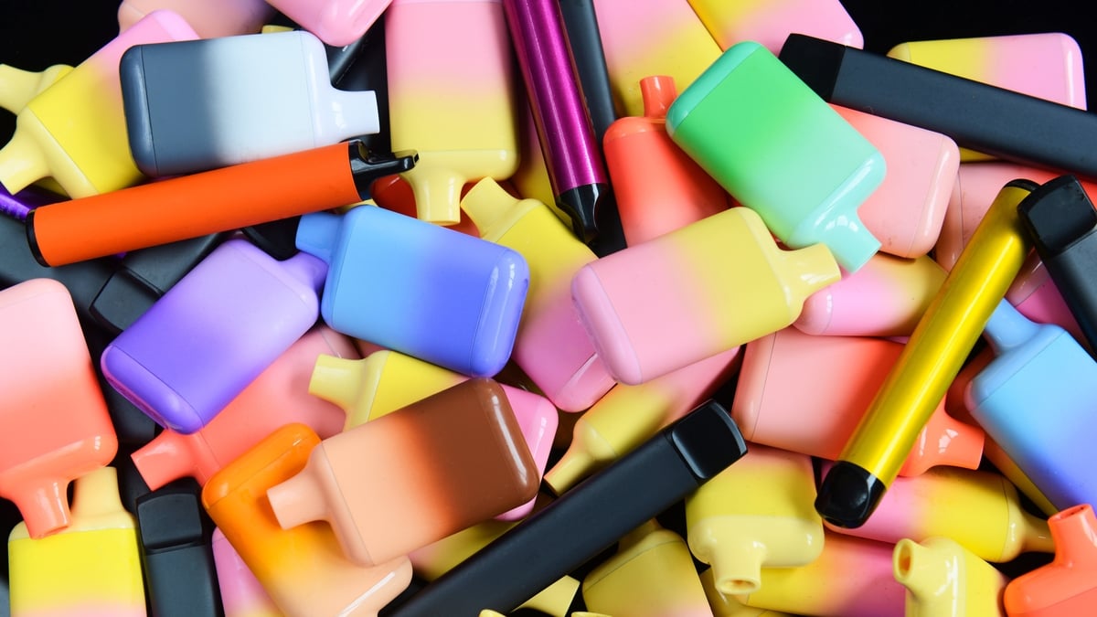 Vape disposal: fires in bin lorries and sorting facilities and one hundred million euro worth of damage