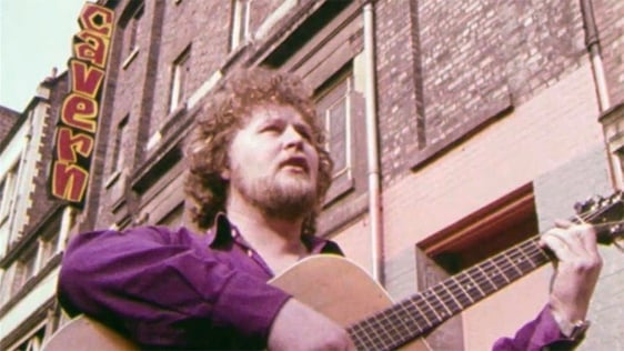 Jim McCann performing outside The Cavern in Liverpool, 1974
