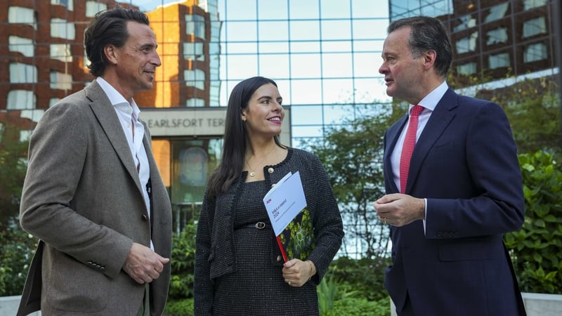 Michael Carr, Aon Head of M&A in EMEA, Clodagh Rochford, Head of M&A at Aon Ireland and Peter Brady, Head of Risk Capital Solutions at Aon Ireland