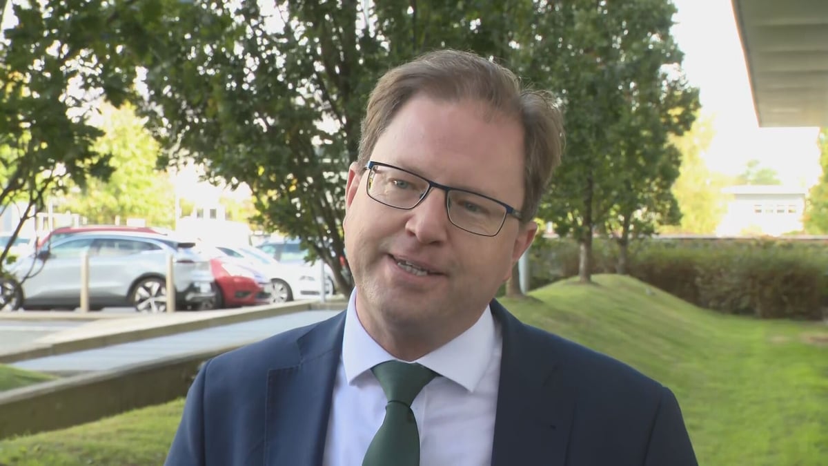 Minister James Lawless