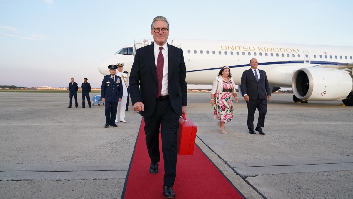 Biden and Starmer discuss long range missiles for Ukraine