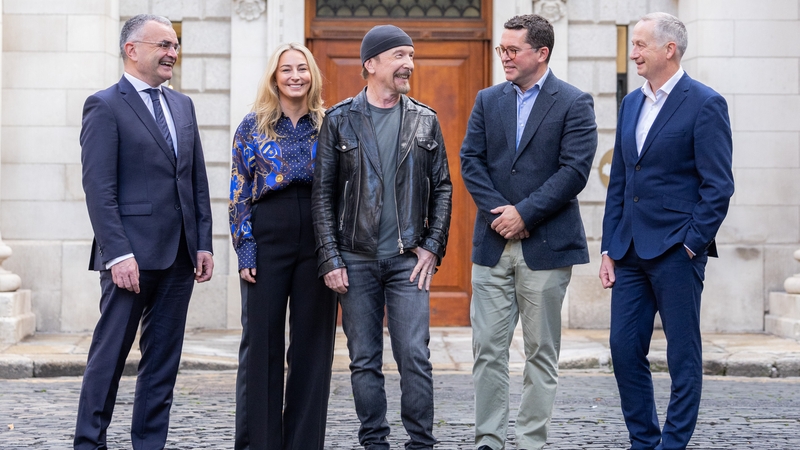 Dara Calleary, Minister of State for Trade Promotion, Digital and Company Regulation, Aileen Hayes, Director of Endeavor Ireland; The Edge, Chair of the Endeavor Ireland Board, Rory Guinan, Managing Director of Endeavor Ireland and Leo Clancy, EI CEO